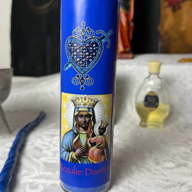 Erzulie Dantor 7 Day Candle with Veve - Image 5