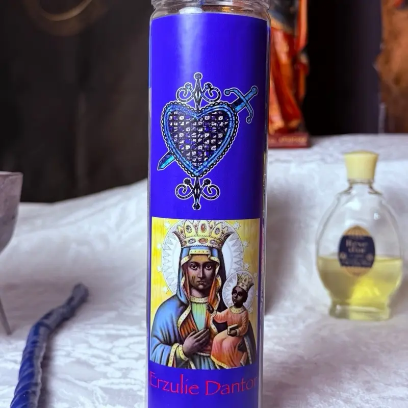 Erzulie Dantor 7 Day Candle with Veve - Image 6